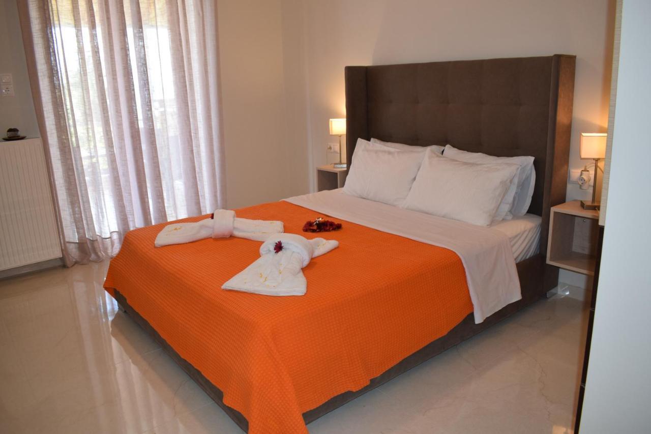 Studio Holiday Kalamata 2 Exterior foto