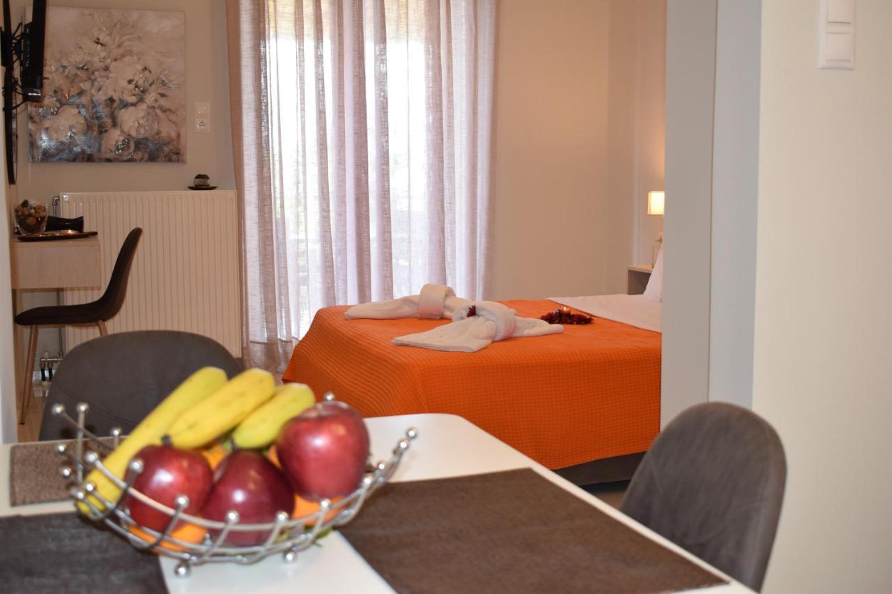 Studio Holiday Kalamata 2 Exterior foto