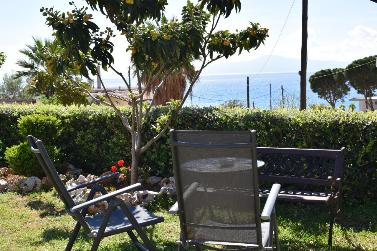 Studio Holiday Kalamata 2 Exterior foto